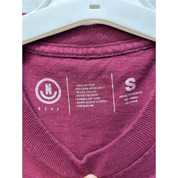 Neff Burgundy Graphic T-Shirt S 100% Cotton Short Sleeve Crewneck - Picture 3 of 6